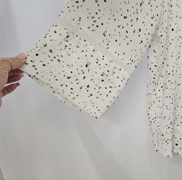 Apt. 9 Cream and Black Women's Top - Picture 7 of 11